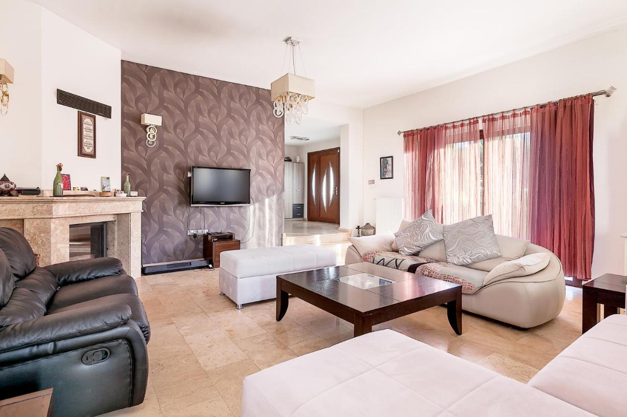 Hera Kyrenia Bb Kazaphani Bagian luar foto